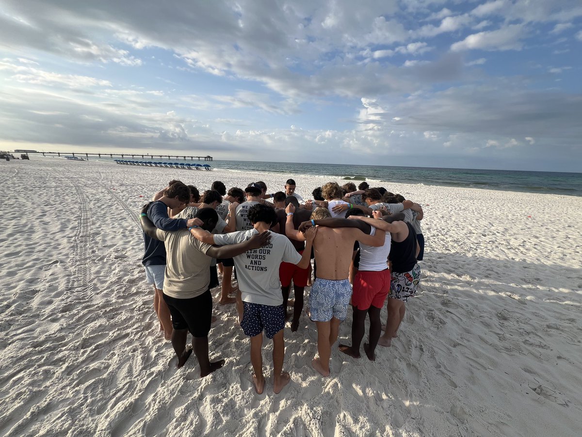 Gabe Tyree (@gabe_tyree_jr) on Twitter photo Enjoying workouts 💪 on the beach 🏖️ with my <a href="/PCALionsFB/">PCAFootball</a> teammates!
<a href="/donnieyantis/">Donnie Yantis</a> <a href="/GabeEliserio/">Coach Gabe Eliserio</a> <a href="/CoachCoreyH/">Coach C. Harbert</a> <a href="/PCAAthletics/">PCAAthletics</a> Enjoying workouts 💪 on the beach 🏖️ with my <a href="/PCALionsFB/">PCAFootball</a> teammates!
<a href="/donnieyantis/">Donnie Yantis</a> <a href="/GabeEliserio/">Coach Gabe Eliserio</a> <a href="/CoachCoreyH/">Coach C. Harbert</a> <a href="/PCAAthletics/">PCAAthletics</a>