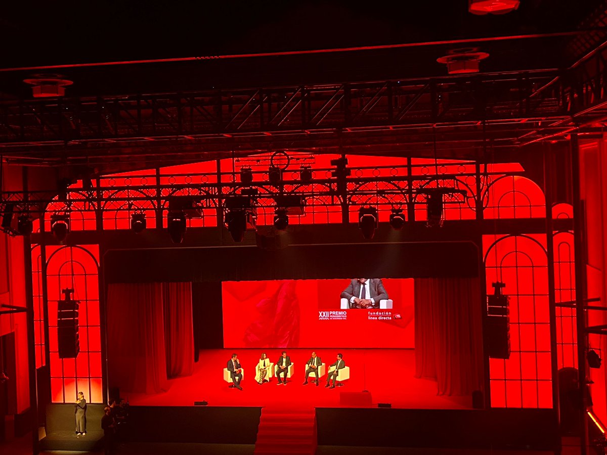 Línea Directa (@lineadirecta_es) on Twitter photo 🗣️Comienza la mesa redonda sobre Innovación en #SeguridadVial, con: Jaume Puig, CEO de <a href="/BielGlasses/">Biel Glasses</a>; Jorge Costas, co-fundador de #NetunSolutions; Jesús Carnerero, CEO de <a href="/Livelink_Motor/">LiveLink Motor</a>, y Mar Garre, Directora General de la <a href="/f_lineadirecta/">Fundación Línea Directa</a> #PremioPeriodistico 🗣️Comienza la mesa redonda sobre Innovación en #SeguridadVial, con: Jaume Puig, CEO de <a href="/BielGlasses/">Biel Glasses</a>; Jorge Costas, co-fundador de #NetunSolutions; Jesús Carnerero, CEO de <a href="/Livelink_Motor/">LiveLink Motor</a>, y Mar Garre, Directora General de la <a href="/f_lineadirecta/">Fundación Línea Directa</a> #PremioPeriodistico