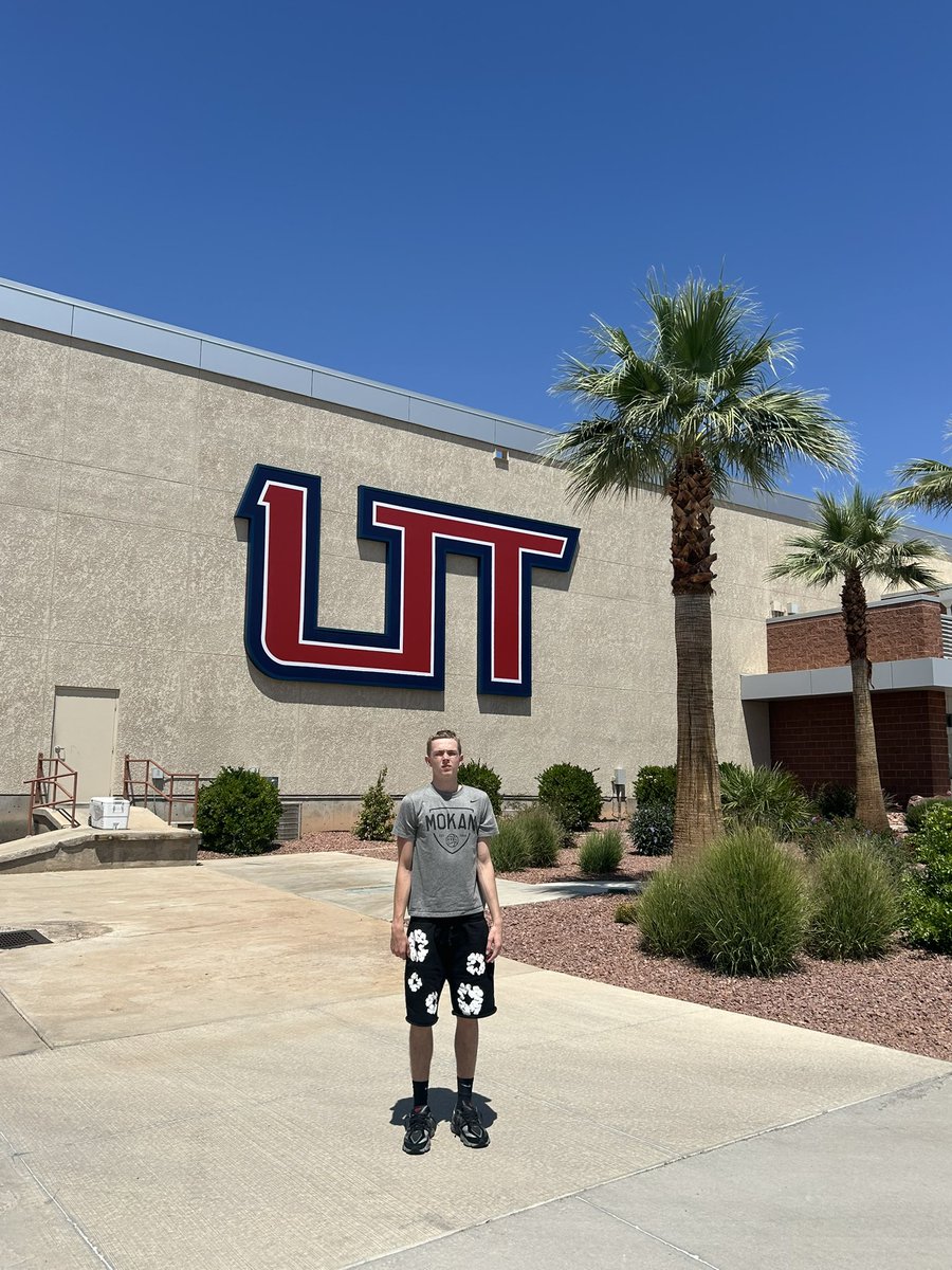 EastonGardner18's tweet image. Had Another Great Visit @UtahTechMBB! Thank You @JonJudkins1 For The Hospitality! It was Great Meeting You and The Staff!⭐️