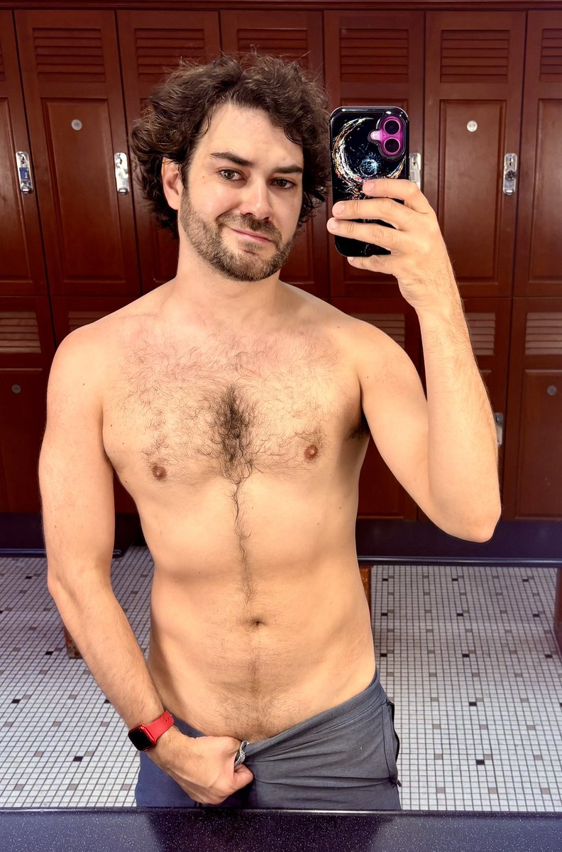 Off to go DP a twink for your viewing pleasure 😌