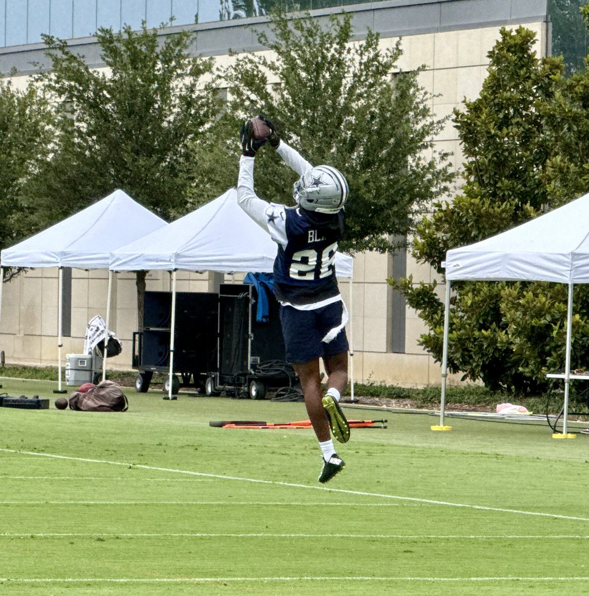Cowboys CB DaRon Bland