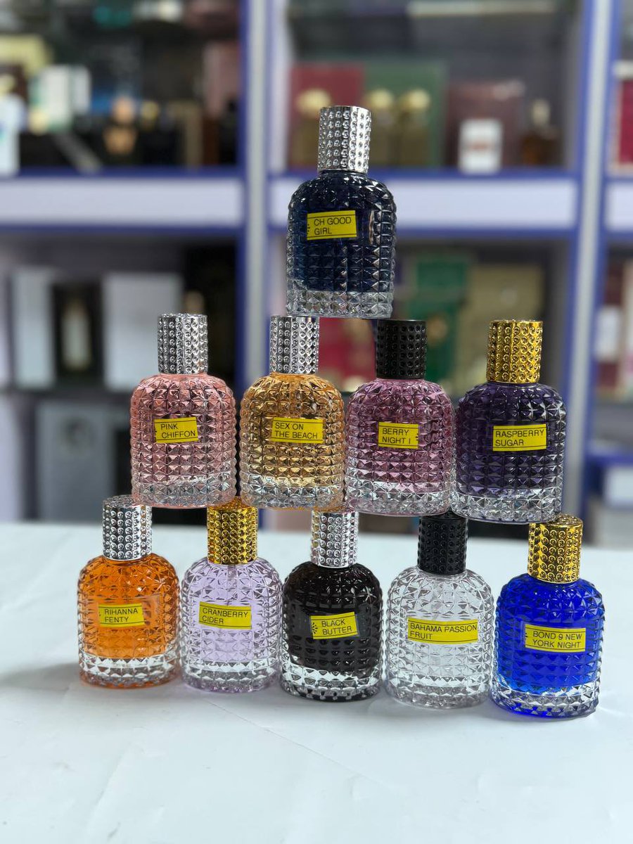 DearMirabel's tweet photo. If you come across this, I take God beg you, abeg help me RT🥺

When it comes to recommending amazing fragrances, word has it that I’m the best in town!

Plus, we sell the absolute best perfume oils in Nigeria 

All our fragrances are available in 30ml - 12000, 50ml - 21000 & 100ml - 36,000