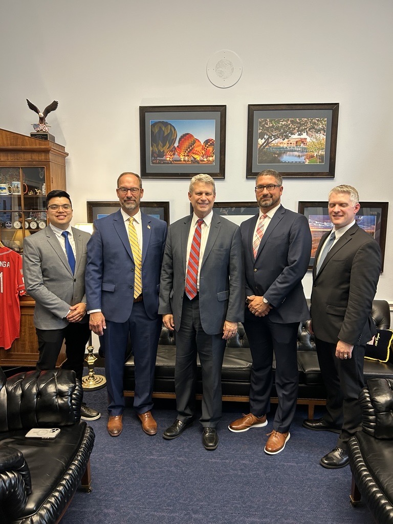 Always good to connect with <a href="/RepHuizenga/">Rep. Bill Huizenga</a>! <a href="/AFPMichigan/">AFP-Michigan</a> stopped by to talk about how the One Big Beautiful Bill can deliver real results—by extending the Trump tax cuts and delivering certainty for families and small businesses.