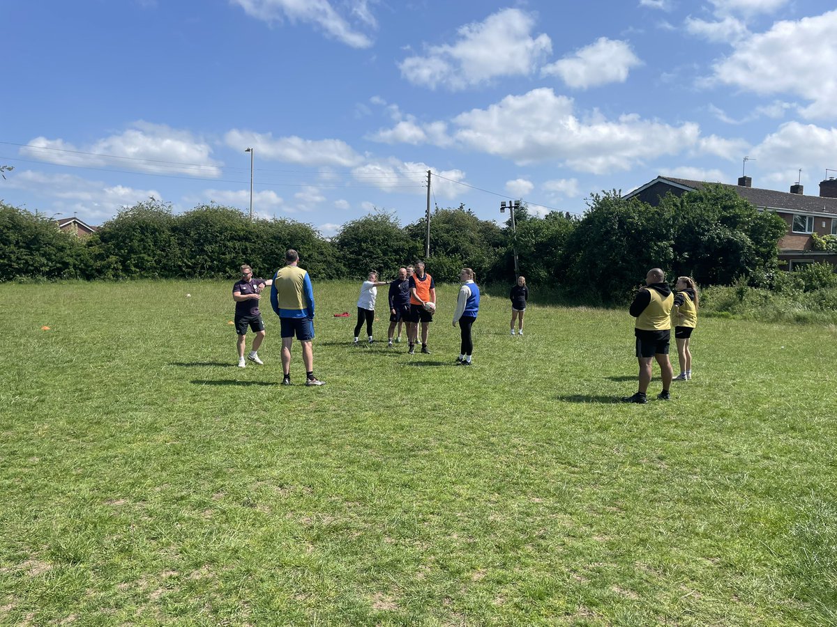 TWSSP's tweet image. Our @EngRugbySchools @EnglandRugby secondary school teachers’ contact rugby course took place today @NewportSalopRFC. 10 teachers from across Shropshire, Telford &amp;amp; Wrekin attended. We are looking forward to the attending schools launching their new rugby programmes.