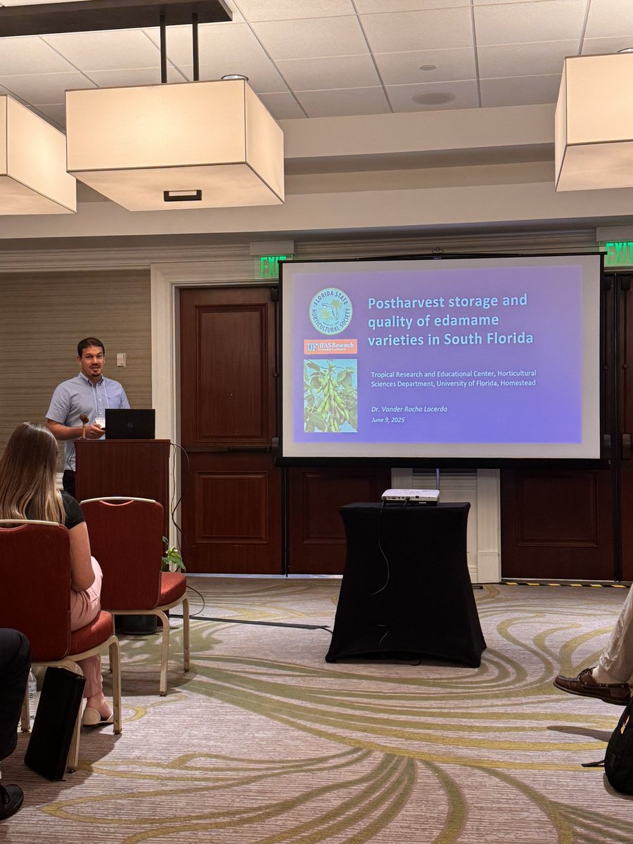 UFHortVegCrops's tweet image. Excited to share and learn at @FSHS_Hort with our posters, oral presentations, and In-Service Training! @UFTropical @ufhorticulture @UF_IFAS #Edamame #Vegetables #UF #TREC #FSHS #Postharvest #Sustainability
