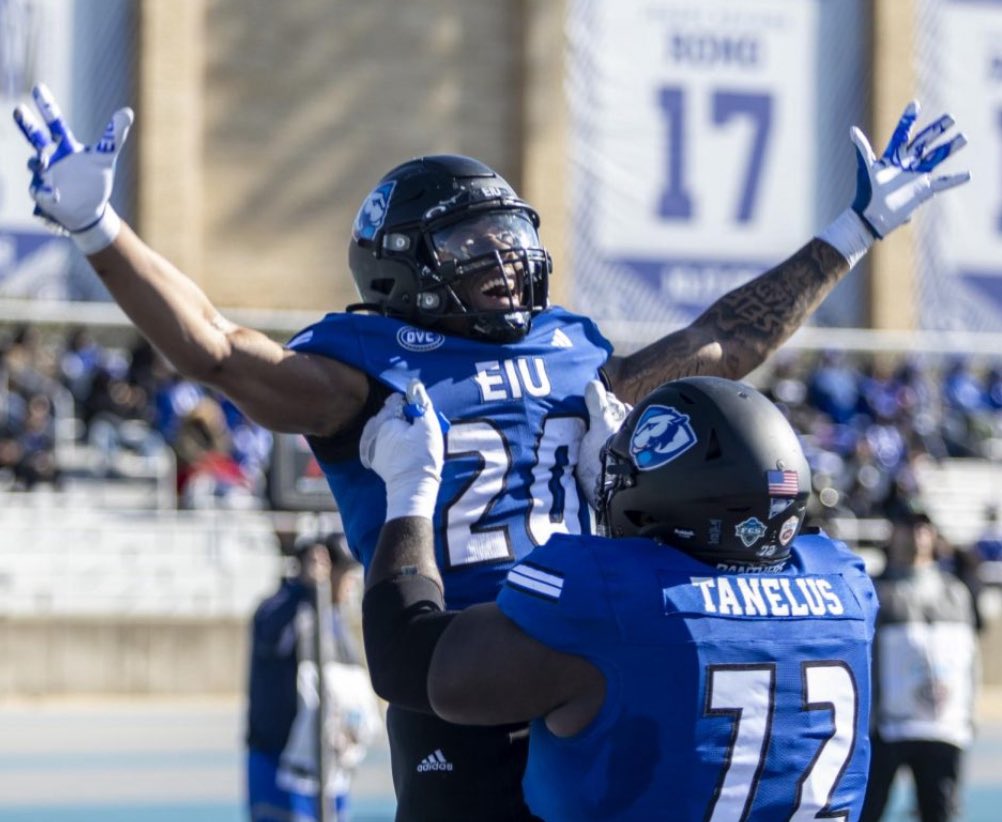 Gavin Beachner (@beachnerga99823) on Twitter photo After a great conversation with <a href="/_CoachHoov/">Cole Hoover</a>, I’m grateful and excited to announce I’ve received a D1 offer from Eastern Illinois University.
<a href="/CoachHafnerCJHS/">Todd Hafner</a> <a href="/cjdogpower/">Coach Gubera</a> <a href="/EIU_FB/">Eastern Illinois Football</a> After a great conversation with <a href="/_CoachHoov/">Cole Hoover</a>, I’m grateful and excited to announce I’ve received a D1 offer from Eastern Illinois University.
<a href="/CoachHafnerCJHS/">Todd Hafner</a> <a href="/cjdogpower/">Coach Gubera</a> <a href="/EIU_FB/">Eastern Illinois Football</a>