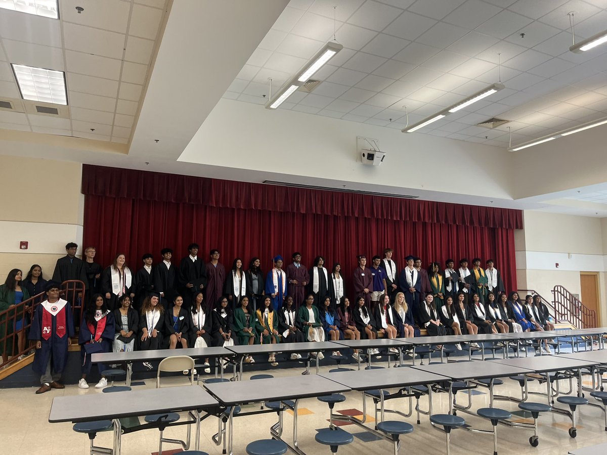 We welcomed back more than 50 Stingrays today! Congratulations to the Class of 2025!