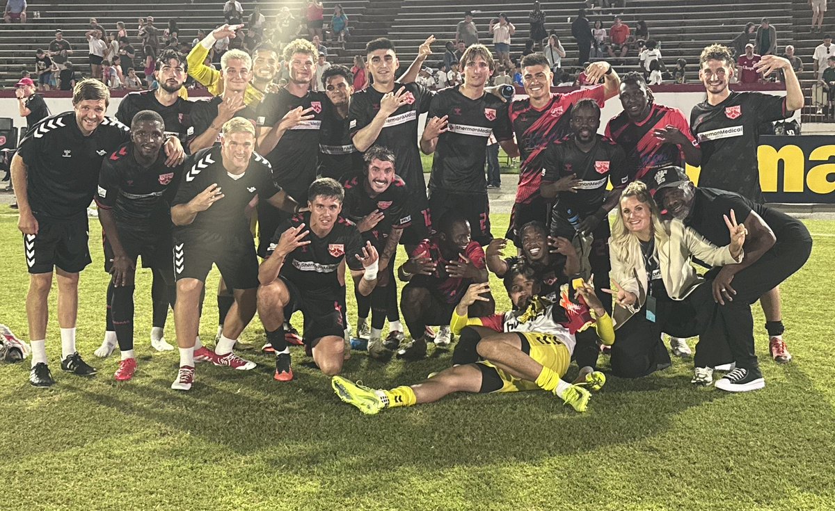 Forbesie7Shell's tweet image. So proud of @Forbesie7 for all he’s achieving for @USLTexoma . Congratulations to our players who consistently keep making Team of the week and Believing in myself and Adrian. Let’s keep this momentum going!!!! Believe and achieve!!!!