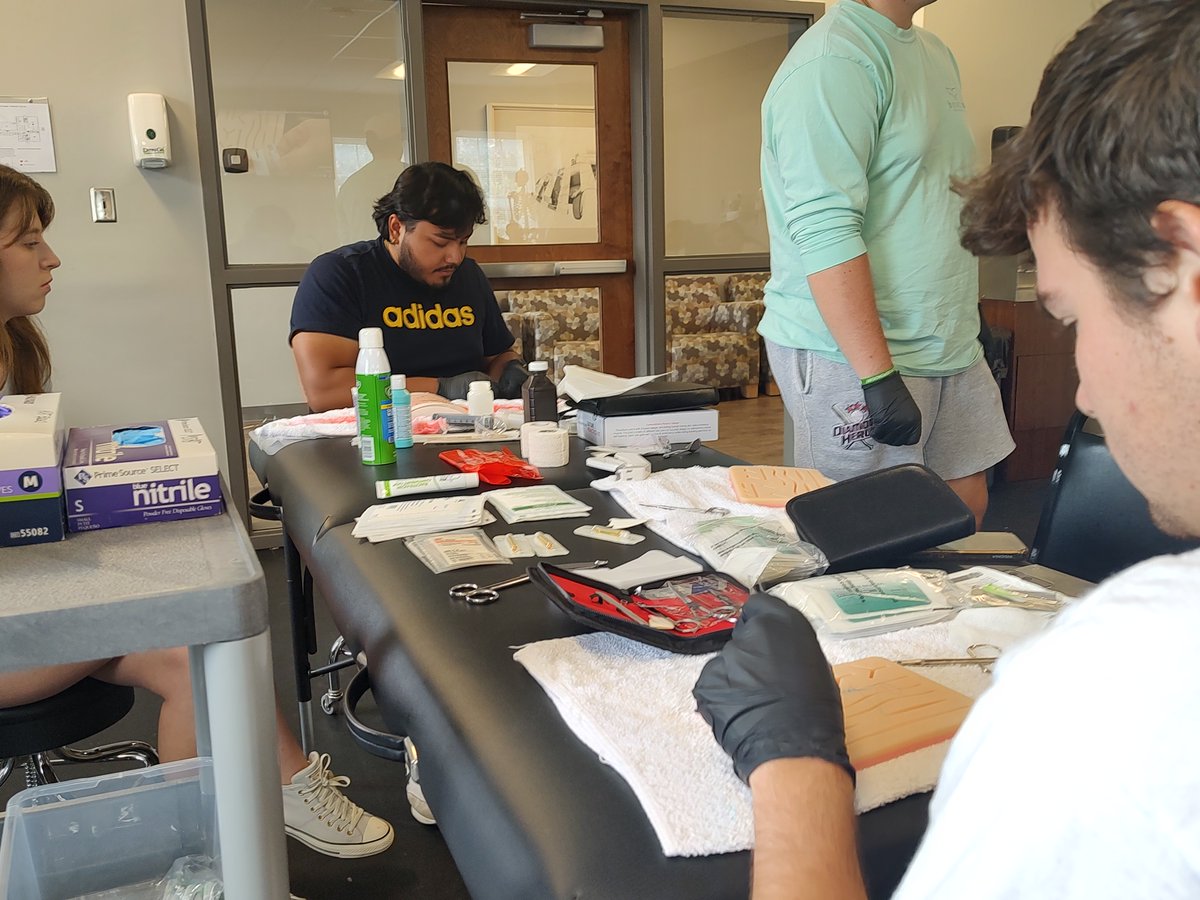 Master of Science in Athletic Training (MSAT) Preview Day gave future athletic trainers an exclusive look into the world of athletic training. From hands-on wound care and suturing in the lab to connecting with our students and faculty, guests got to experience our  community.
