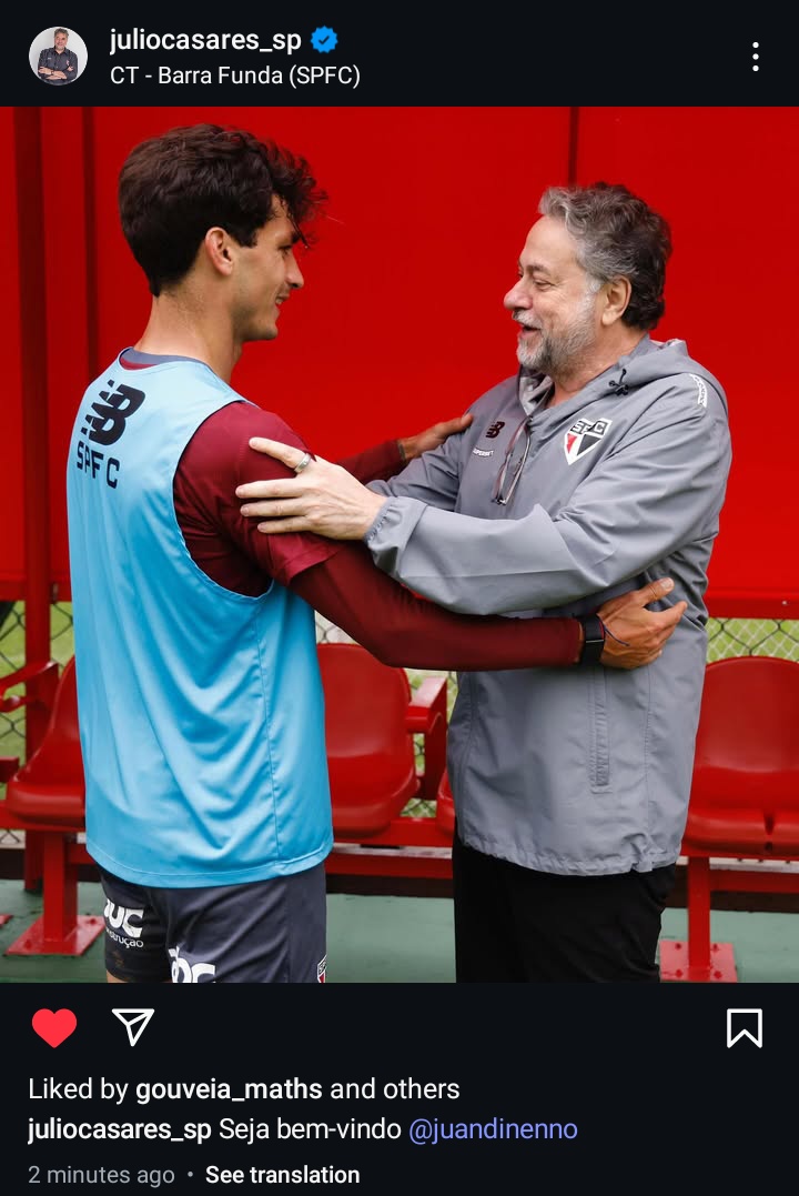 Presidente Júlio Casares dando as boas vindas ao Juan Dinenno.

Dessa vez ele não furou o anúncio.