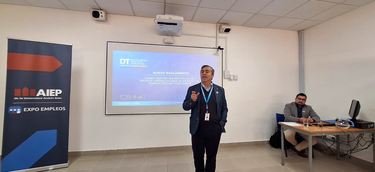 Durante esta mañana participamos en la Expo Empleo 2025 organizada por #AIEPPuertoMontt en donde equipo de la <a href="/drtloslagos/">DRT LOS LAGOS</a> expuso sobre “Trabajo Decente y Sistema de Seguridad y Salud en el Trabajo” abordando aspectos del DS44 a los asistentes de la feria 🤓