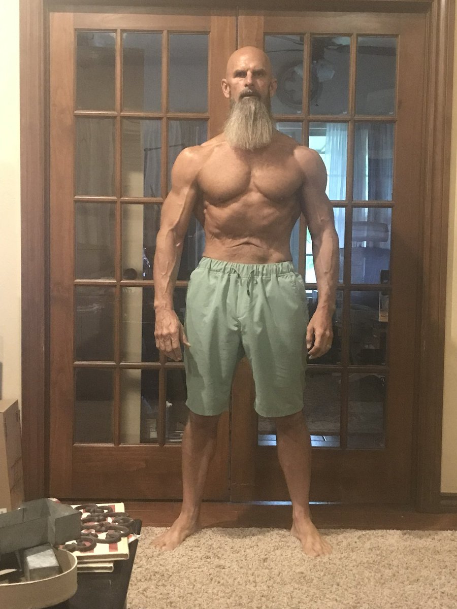 headhunterbrian's tweet photo. @HalCranmer It does work. I’ve been on the carnivore diet for 3.5 years and started using an x3- like band/bar setup shortly thereafter. I lost ~60#’s of fat and gained ~10#’s of muscle in about 8 months. https://t.co/idmEmlO3Jb