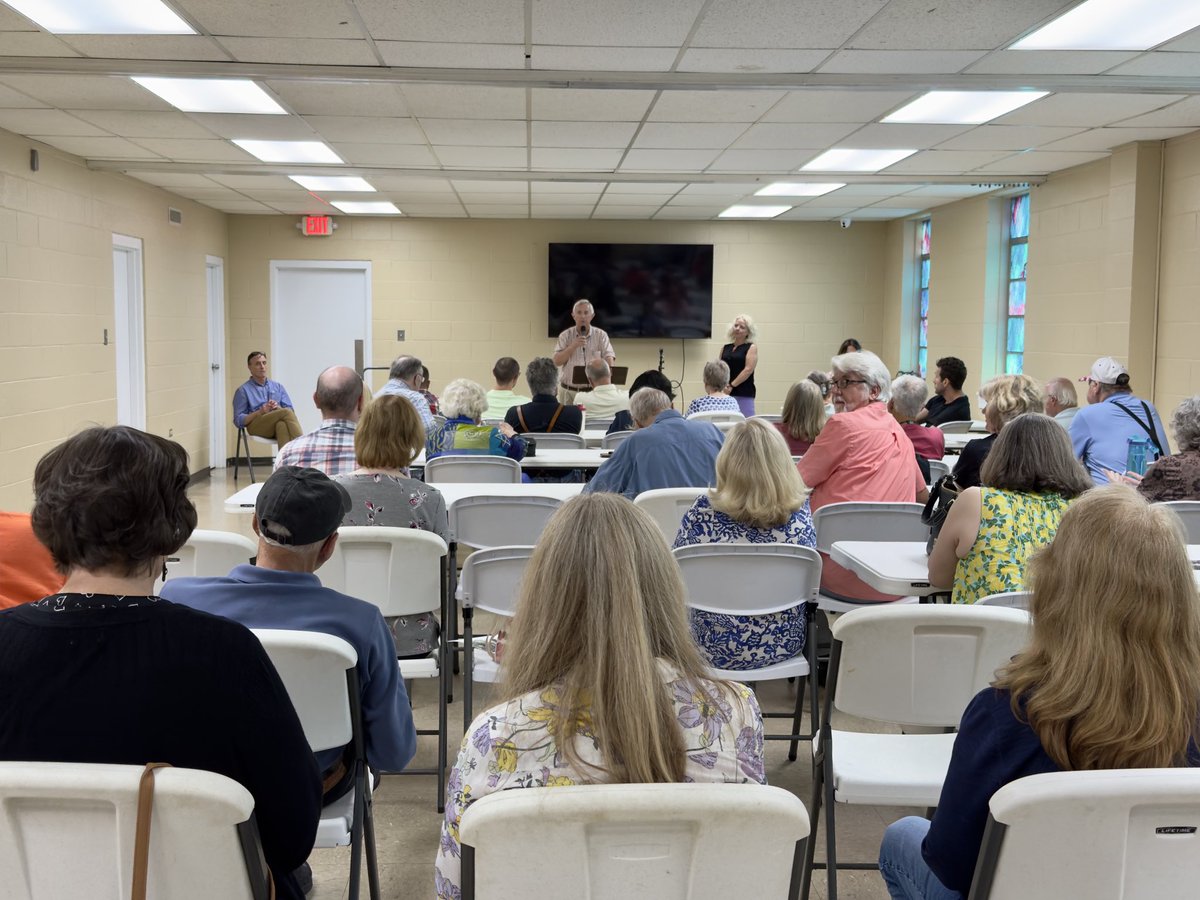 Enjoyed being with the <a href="/LYHGOP/">Lynchburg Republicans</a> last night! 🇺🇸