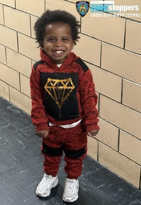 UPDATE - STILL MISSING BUT LAW ENFORCEMENT FEARING THE WORST 💔 MISSING TODDLER – BRONX, NEW YORK 💔
Two-year-old Montrell Williams has been missing since May 10, and authorities now fear he may have been thrown into the Bronx River by his father during a custodial visit near the
