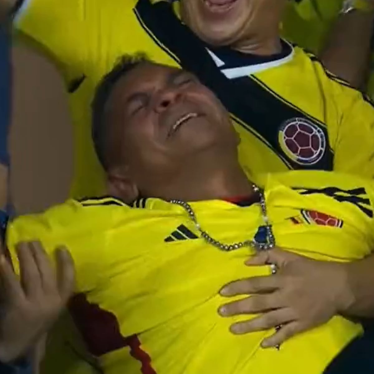 Serris 🌀 (@datoatipico) on Twitter photo 