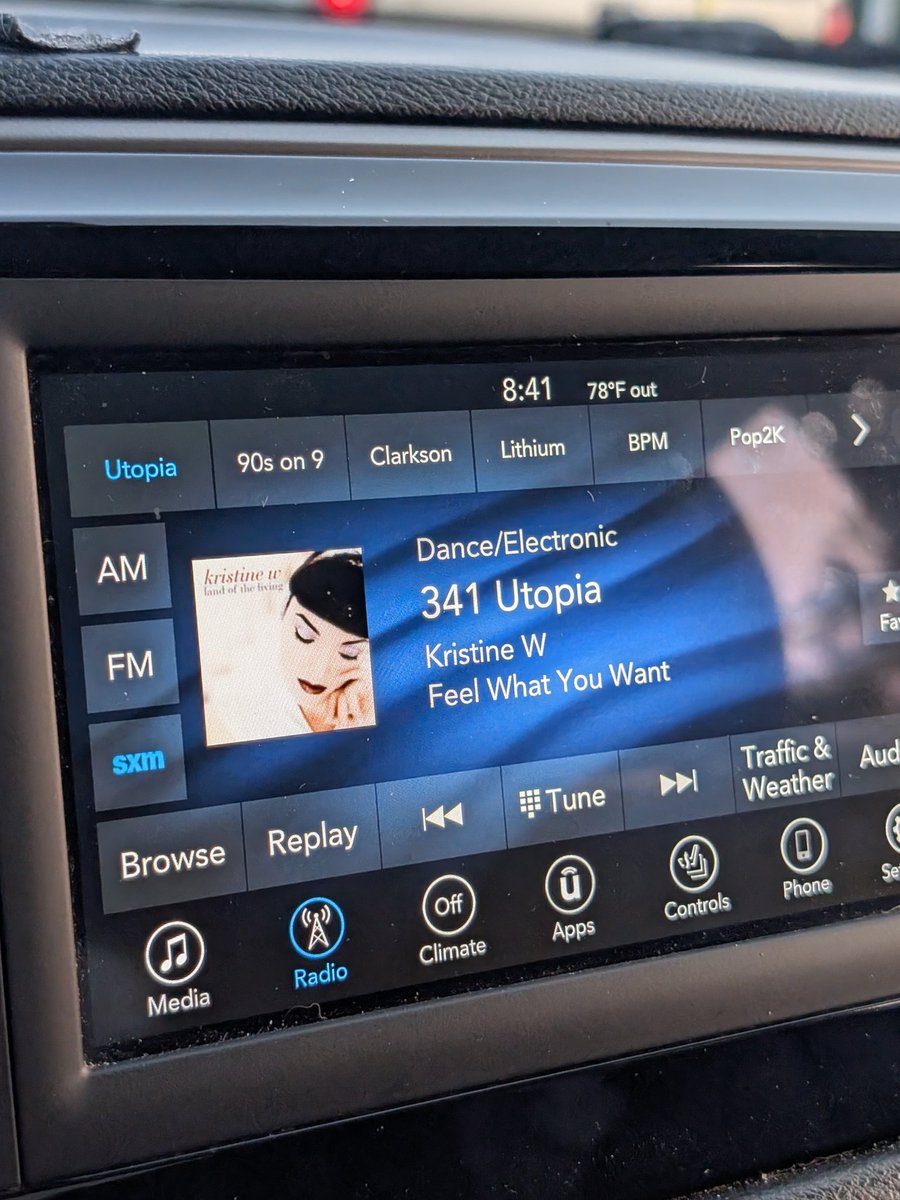 Actually this is the <a href="/KristineWmusic/">Kristine W</a> love to infinity mix <a href="/SXMUtopia/">SiriusXM Utopia</a> ❤️❤️❤️