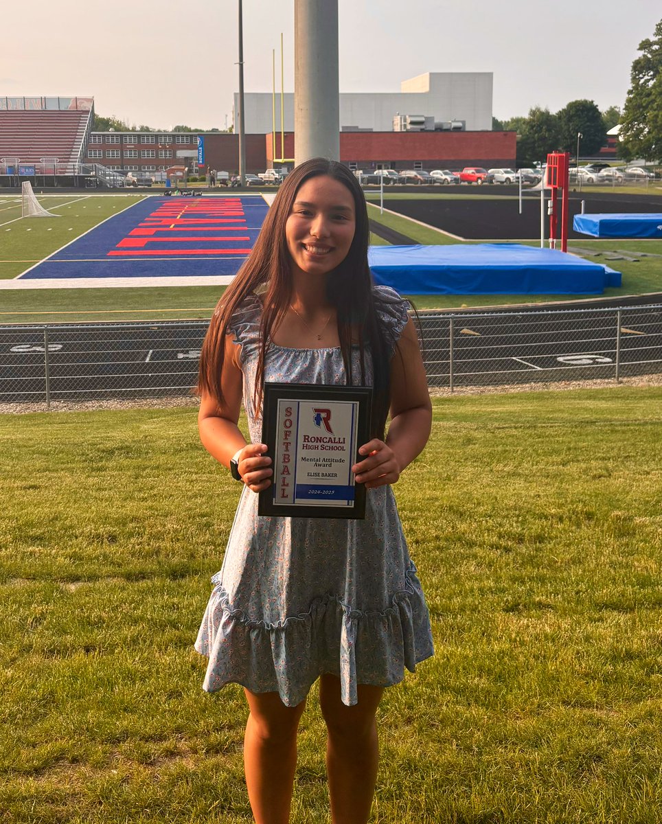 Elise Baker tweet media