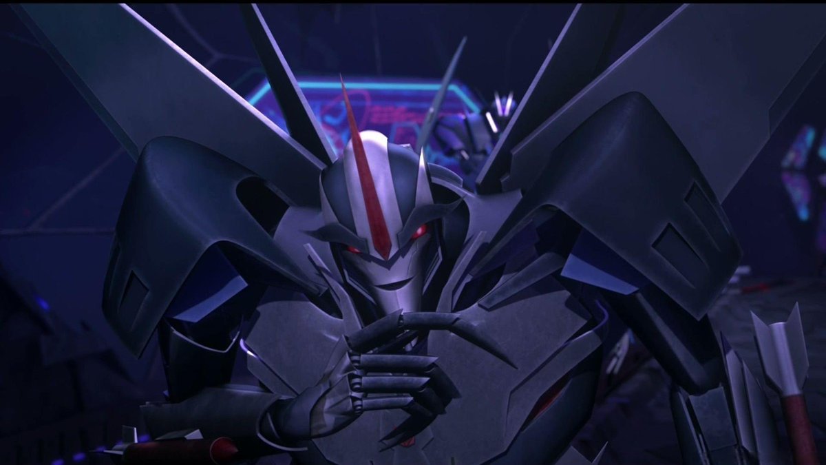 cherrypopbaybe's tweet image. my *personal* character analysis of tfp Starscream from the Exodus novel bc i didn’t expect him to be much more fleshed out and is a huge contrast from his tv show counterpart by being an absolute badass and snappy motherfucker against Megatron

Tf: Exodus spoilers beware!!
1/9
