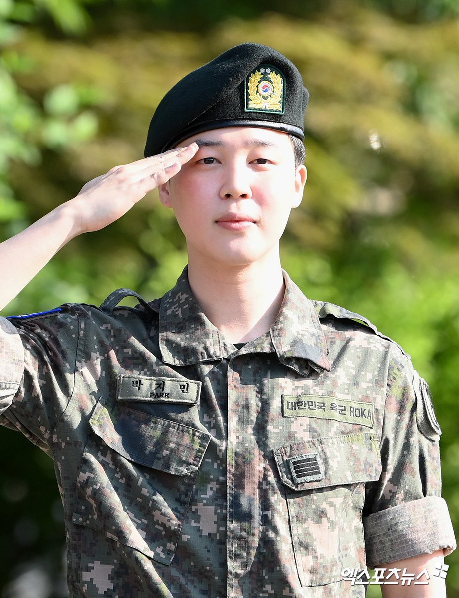 magicjmpencil's tweet photo. 볼에 홍조ㅠ
말랑 복숭아네

#JIMIN_IS_BACK
#아이돌지민_정상영업합니다
#지민아_지금당장만나
#지민이_만나는데_잠이_오니
WELCOME HOME JIMIN
OUR LIGHT JIMIN IS BACK
NOW IS JIMIN PRIME TIME https://t.co/KsirtRvZZE