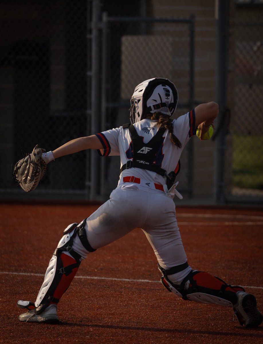 Olathe East Softball tweet media