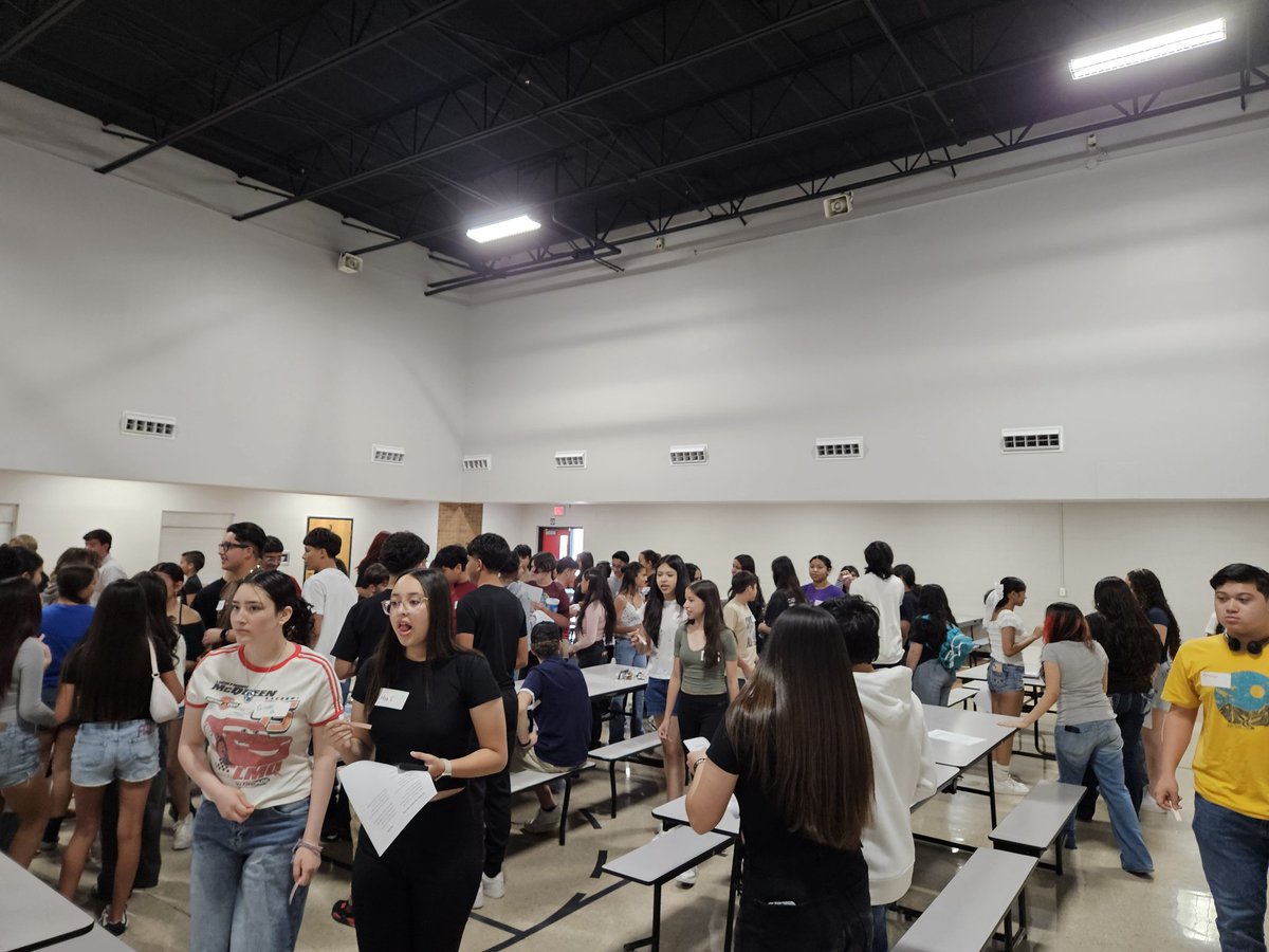 Great turn out today for Camelot Camp 2025. Our future Early College Knights having some fun and learning new things about #TheKingdom 
These Knights brought the boom today! <a href="/fabyarras/">Fabiola Ruiz-Arras</a> <a href="/HanksGutierrez/">Danny Gutierrez</a> <a href="/HSAcademics/">YISD Division of HS Academics</a> <a href="/EPCCNews/">EPCC</a>