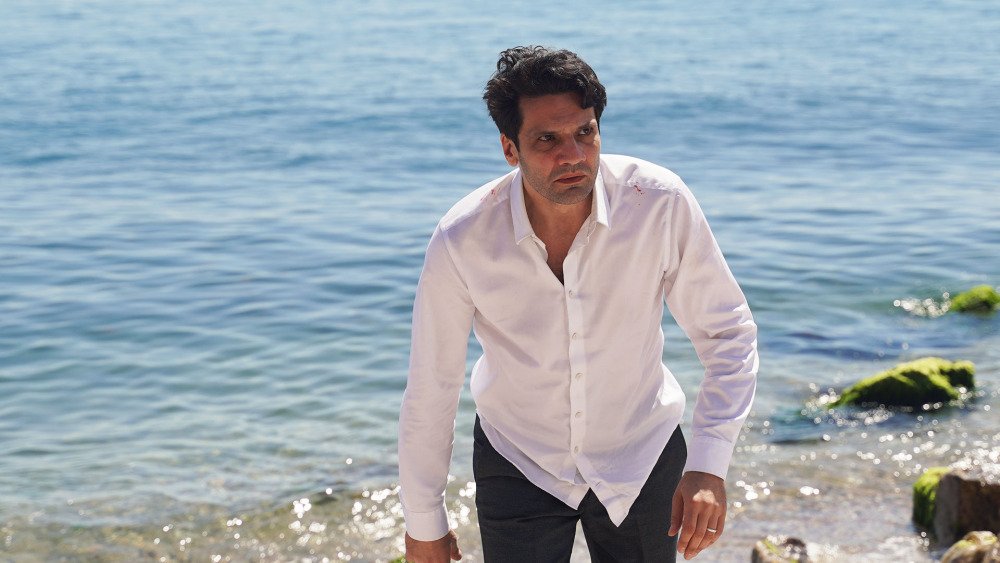 SeriesTurcasPy's tweet photo. Ilgaz luchó por su vida hasta salvarse de su secuestro pero, podrán encontrarlo? 🥺💥
➡️ Mira #SecretosDeFamiliaPy en sus ÚLTIMOS CAPÍTULOS, de lunes a viernes a las 14:15Hs por @telefuturo 🤫✨❤️
#SeriesTurcasPy #Yargı #KaanUrgancioglu #PinarDeniz https://t.co/eEfqWxf19O