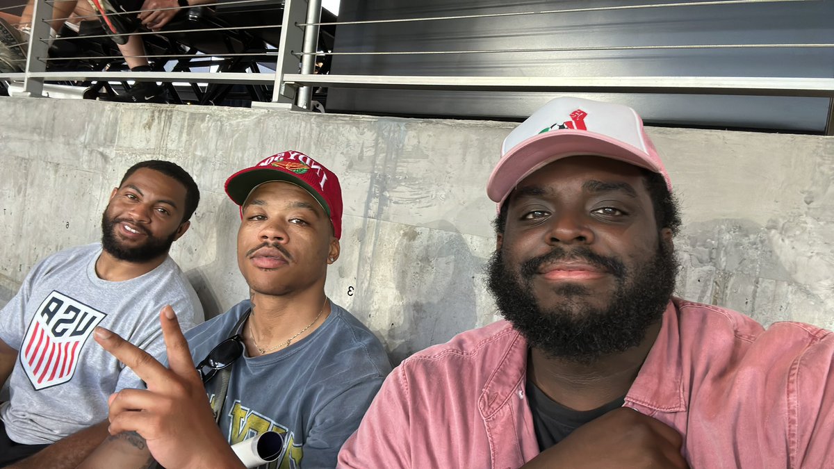 scuffed tweet media
