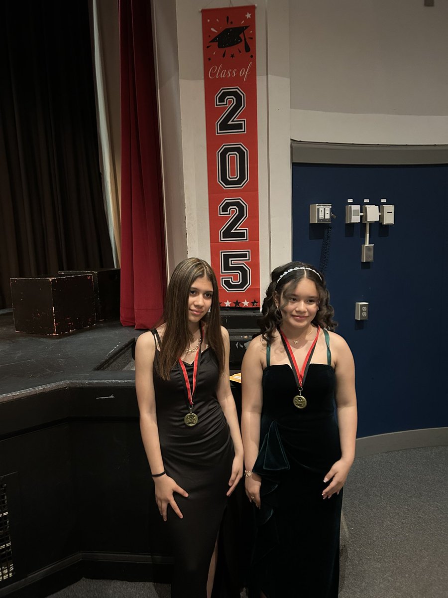 Elizabeth Baxter tweet media