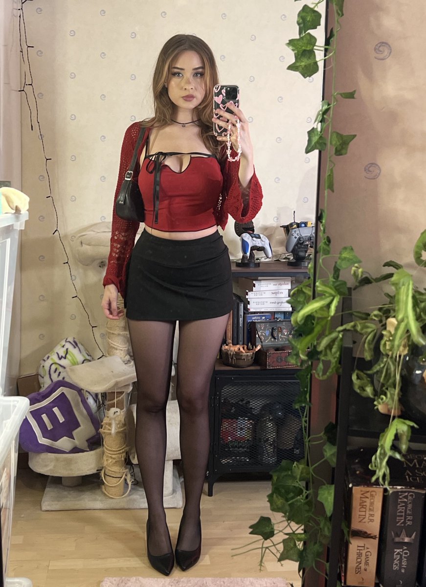 When ppl tell me I look short on stream I just show em this