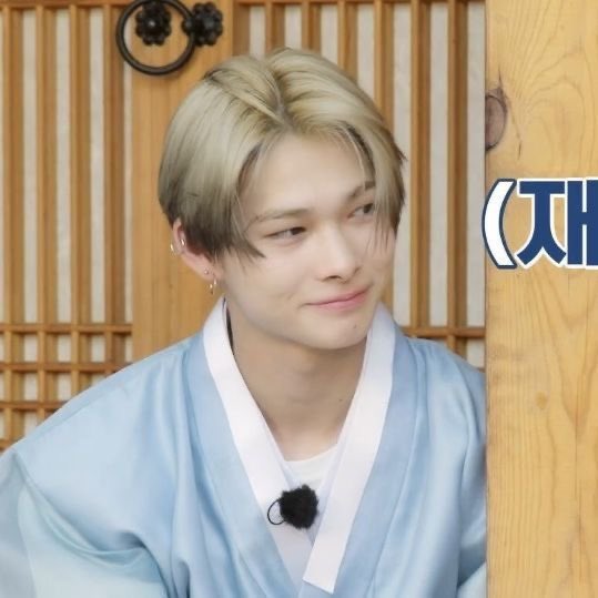 n1ikiz's tweet image. propaganda i will always fall for:

1. duckling nini
2. aegi riki
3. boba ni-ki