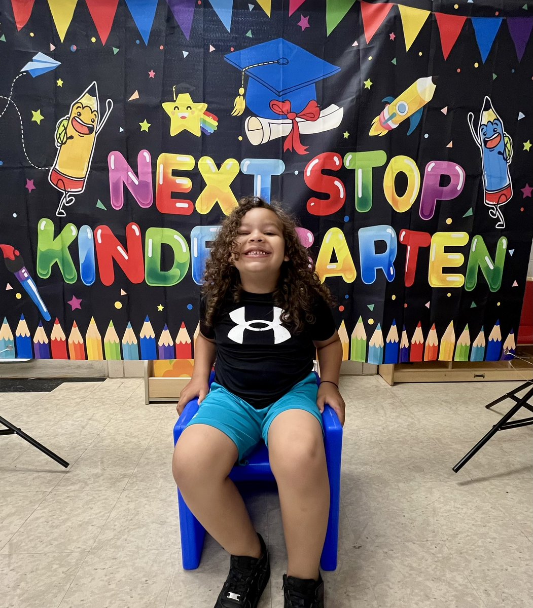 Mrs.Sloan tweet media