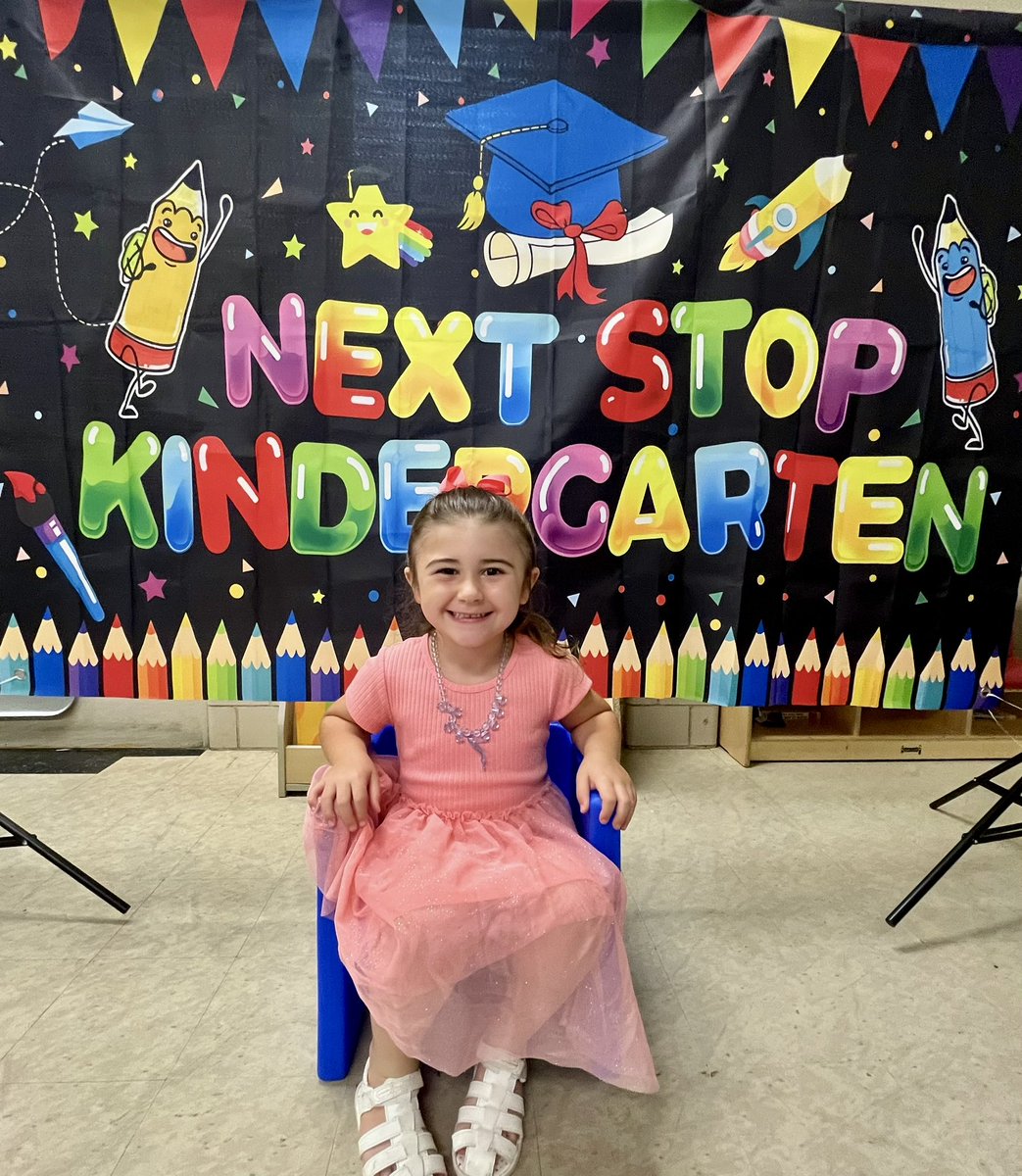 Mrs.Sloan tweet media