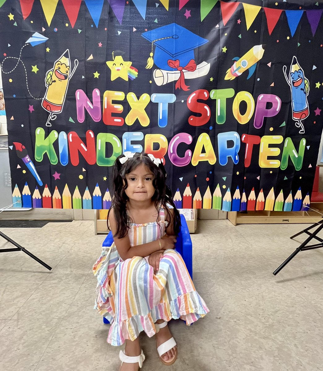 Mrs.Sloan tweet media