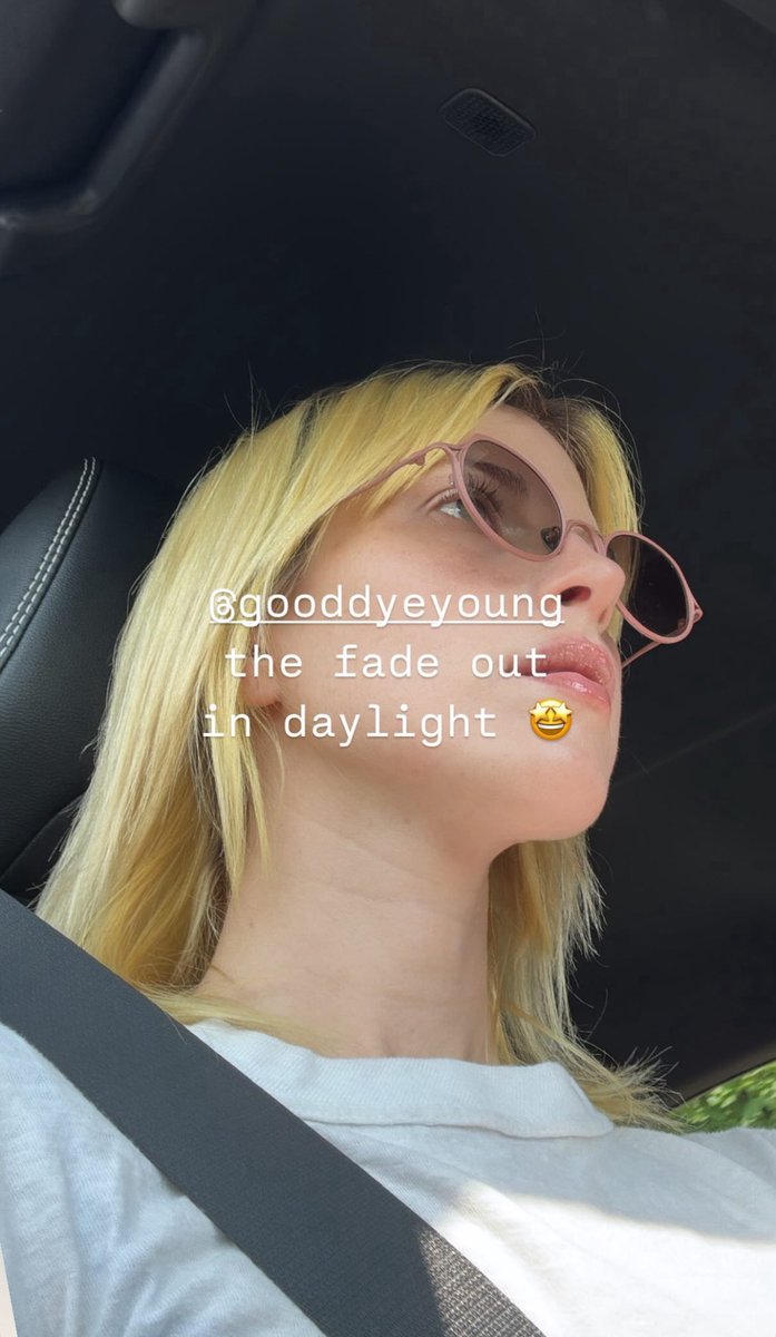 New photo of Hayley