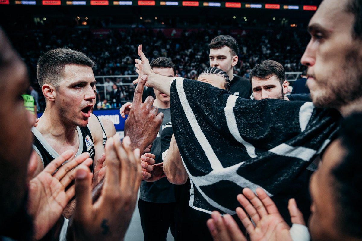 PartizanBC's tweet photo. One more!

#KKPartizan #ABALiga https://t.co/wmkWofwNzQ