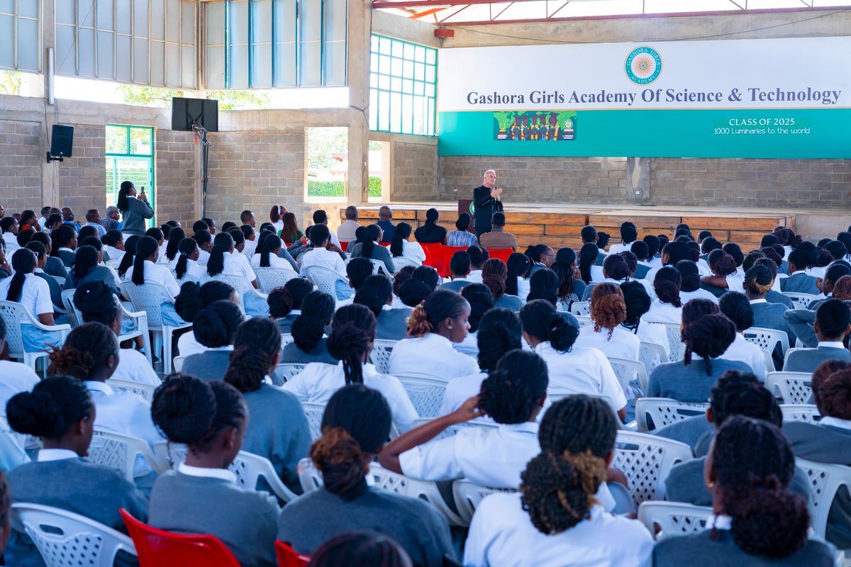 They proudly certified students who completed all levels of the iLead Program — iChoose, iDo, and iLead.
The future is bright when values-based leadership takes root!

<a href="/drgregsteely/">Greg Steely</a> <a href="/Alex8Alexande/">Ndamukunda Alexander</a> <a href="/Rwanda_Edu/">Ministry of Education | Rwanda</a> <a href="/judithkata/">Judith Katabarwa</a> <a href="/rwandagirls/">Rwanda Girls Initiat</a> 
#maxwellleadership #RwoT
