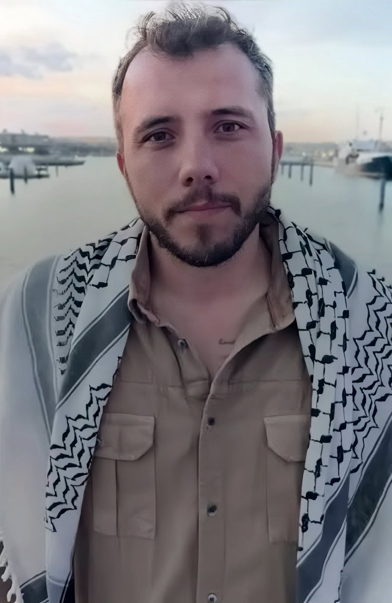 🚨 PRESO POLÍTICO | Thiago Ávila anuncia que está em GREVE DE FOME 
 e sede.

Ele foi trancado por Israel em cativeiro infestado de percevejos e sem água potável.

Enquanto o genocídio segue, quem denuncia é silenciado.

Cobrem o <a href="/ItamaratyGovBr/">Itamaraty Brasil 🇧🇷</a> e o presidente <a href="/LulaOficial/">Lula</a> o
