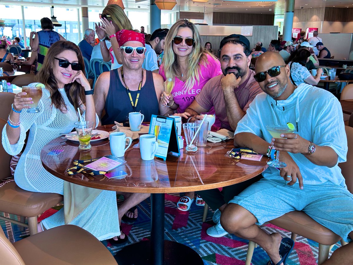 Beautrotting's tweet image. We’re back baby!!!! #BB6 #20years
@CBSBigBrother @JanellePierzina @KaysarRidha #Howie #Ashlea @RoyalCaribbean