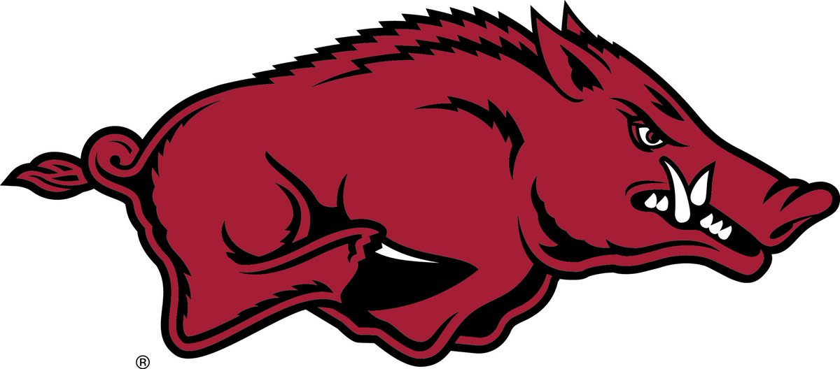 AustinRiggs_6's tweet image. I’ll be at the @RazorbackFB camp this Friday the 13th. Looking forward to competing!!
@CoachSamPittman @RonnieFouch @CoachBPetrino @DylanJCruz_ @ballhogkolby @RazorbackFBRec @ArkansasFBFan94 @pointerfootball