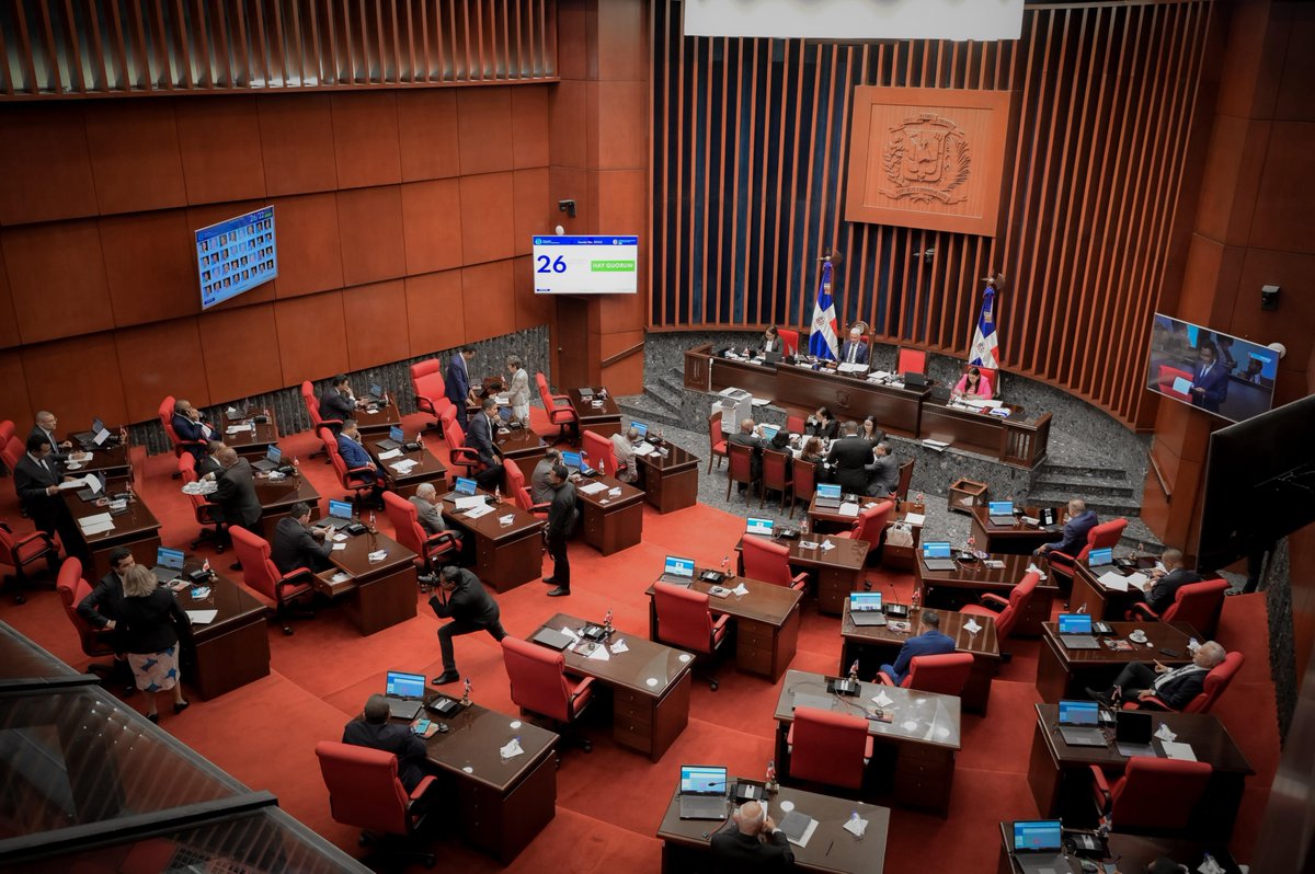 Senado de la República Dominicana (@senadord) on Twitter photo ✅Aprobado en primera discusión, el Proyecto de Ley que declara la provincia Bahoruco, Provincia Ecoturística. Proponente: <a href="/GuillermoLama/">Guillermo Lama</a> ✅Aprobado en primera discusión, el Proyecto de Ley que declara la provincia Bahoruco, Provincia Ecoturística. Proponente: <a href="/GuillermoLama/">Guillermo Lama</a>