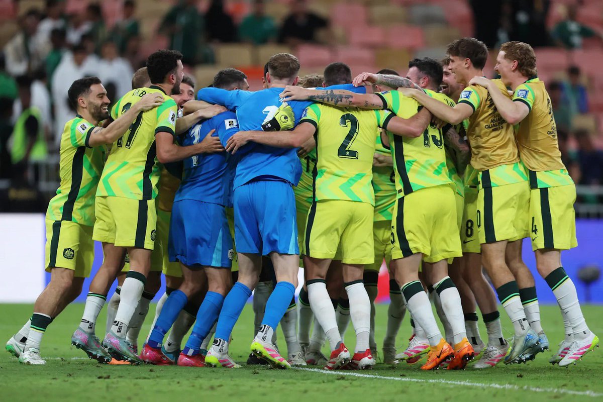 sussanley's tweet image. Go the @Socceroos! 💚💛
Boys, we are all so proud of you!
It’s been a long road to this moment, which is the result of the hard work of so many inspirational players, families and staff.
Go Australia! Bring on 2026!
#Socceroos #FIFAWorldCup #ForeverGolden