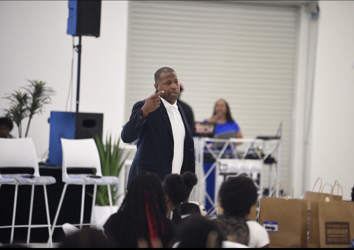 Dominic Spinks tweet media