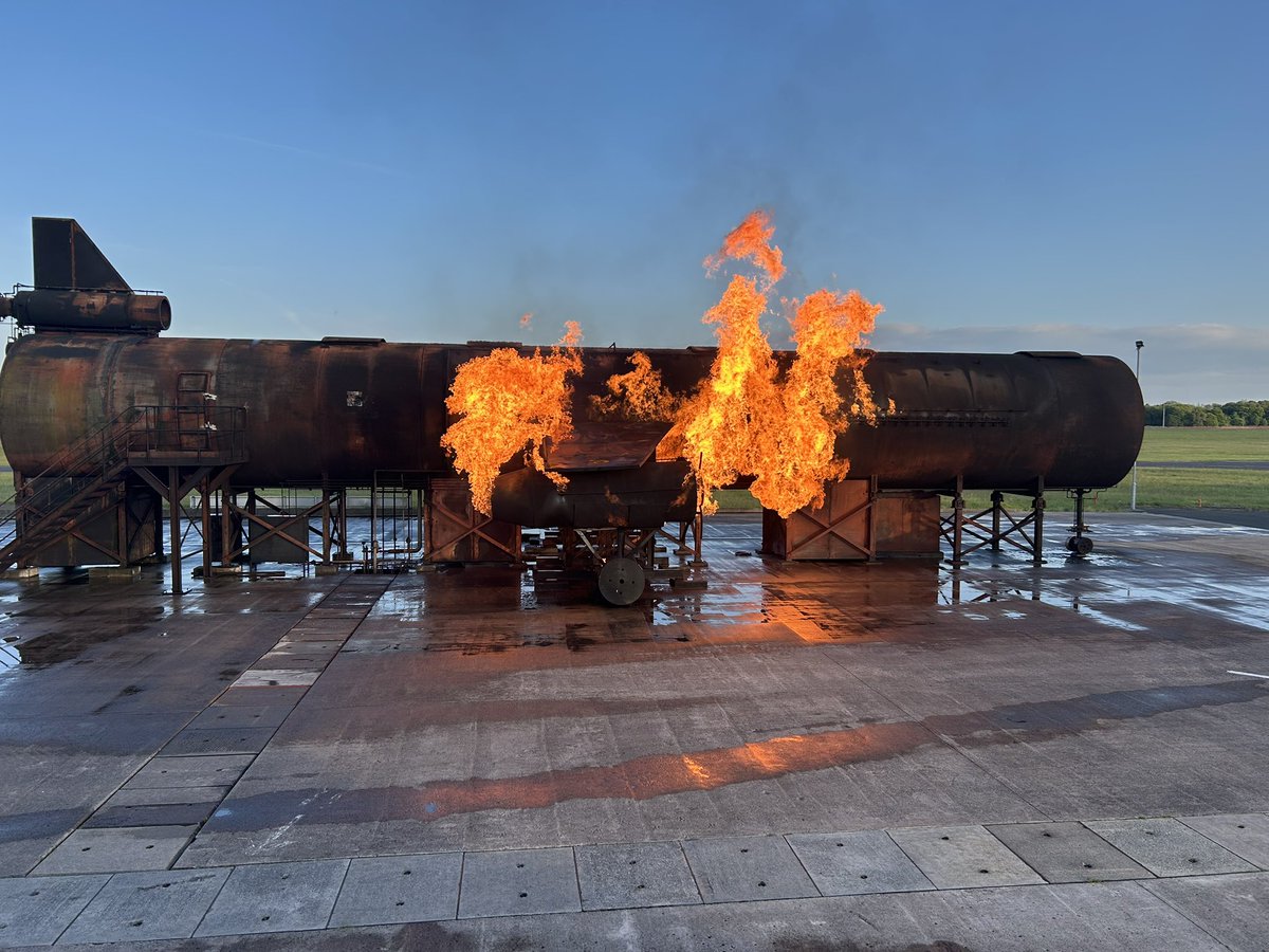 Huge thanks to the Green Watch at @NCLairport @NCLairport for welcoming West Denton Fire Cadets onto station tonight! Very informative and thoroughly enjoyed by all! 🚒🔥✈️ <a href="/itsjordanjames2/">Jordan</a> <a href="/P_Grieve/">Paul Grieve</a> <a href="/Spongebob87mbe/">Mark fineran</a> <a href="/Tyne_Wear_FRS/">Tyne and Wear Fire and Rescue Service</a>