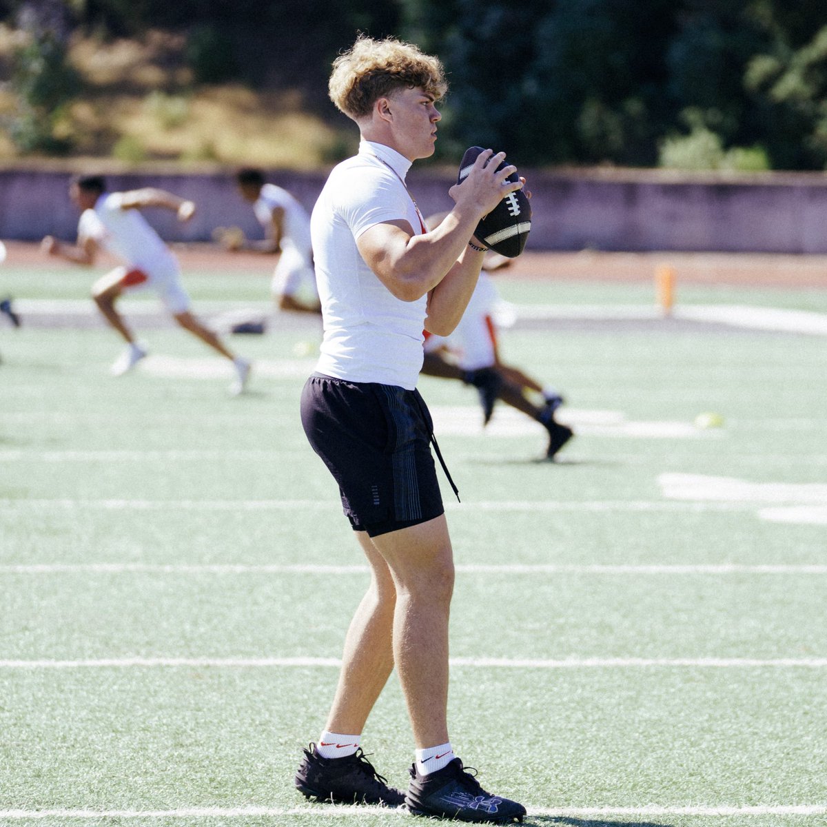 1BrendanJackson's tweet image. I will be at the sac state rising stars camp tomorrow June 11th! Can’t wait to compete!
@PGregorian @vacafootball @CoachMike_Silva @WCPSacramento
