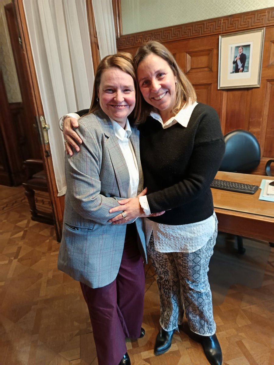 Cecilia Sena (@chechisena) on Twitter photo Hoy asumio como diputada una trabajadora incansable de su querida Florida mi amiga
<a href="/AndreaBrugman/">Andrea Brugman</a>. Pase a saludarla y a decirle que siempre es un orgullo contar con mujeres como ella en nuestro <a href="/PNACIONAL/">Partido Nacional</a> Hoy asumio como diputada una trabajadora incansable de su querida Florida mi amiga
<a href="/AndreaBrugman/">Andrea Brugman</a>. Pase a saludarla y a decirle que siempre es un orgullo contar con mujeres como ella en nuestro <a href="/PNACIONAL/">Partido Nacional</a>