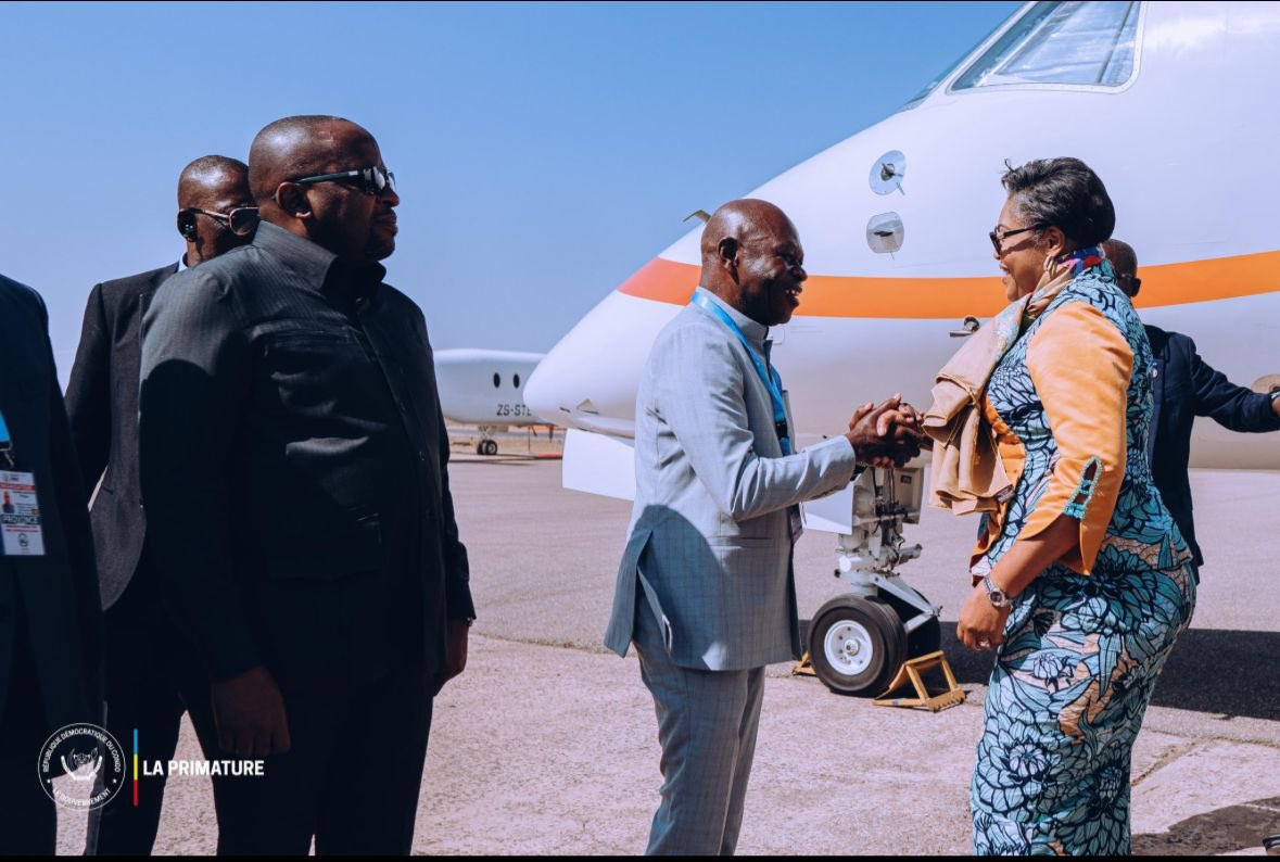 𝐒𝐍𝐄𝐋_𝐎𝐅𝐅𝐈𝐂𝐈𝐄𝐋💡 (@snel_officiel) on Twitter photo Le 10 juin 2025, à Kolwezi, la Première Ministre <a href="/SuminwaJudith/">Judith SUMINWA TULUKA</a> participe à la 12ᵉ Conférence des Gouverneurs, placée sous la haute présidence du Chef de l’État. Le 10 juin 2025, à Kolwezi, la Première Ministre <a href="/SuminwaJudith/">Judith SUMINWA TULUKA</a> participe à la 12ᵉ Conférence des Gouverneurs, placée sous la haute présidence du Chef de l’État.