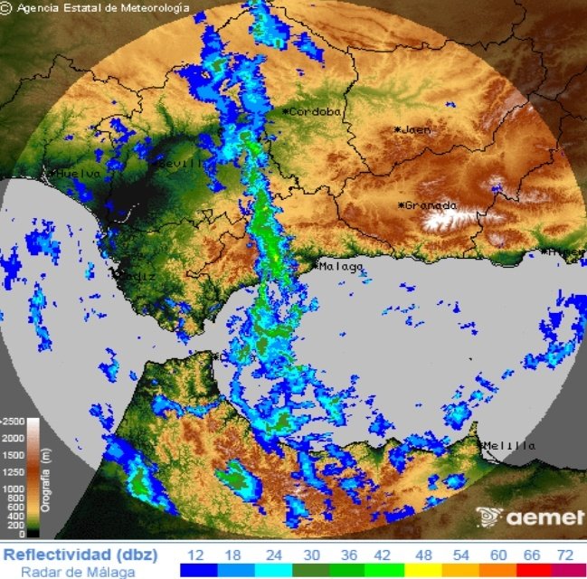 Fuertes tormentas cruzando en estos momentos la provincia de #Málaga. ⛈️⛈️