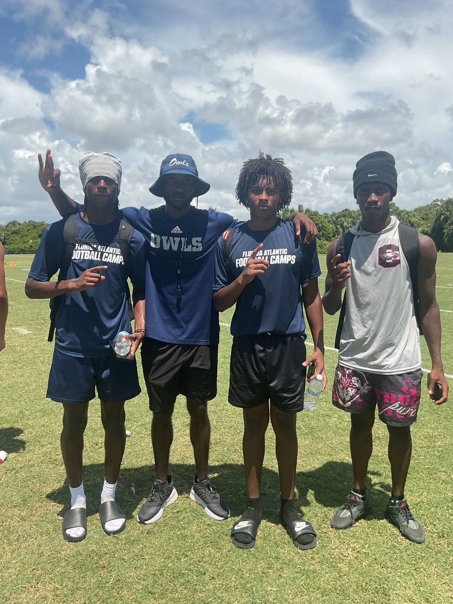 Nasean H Estelhomme tweet media