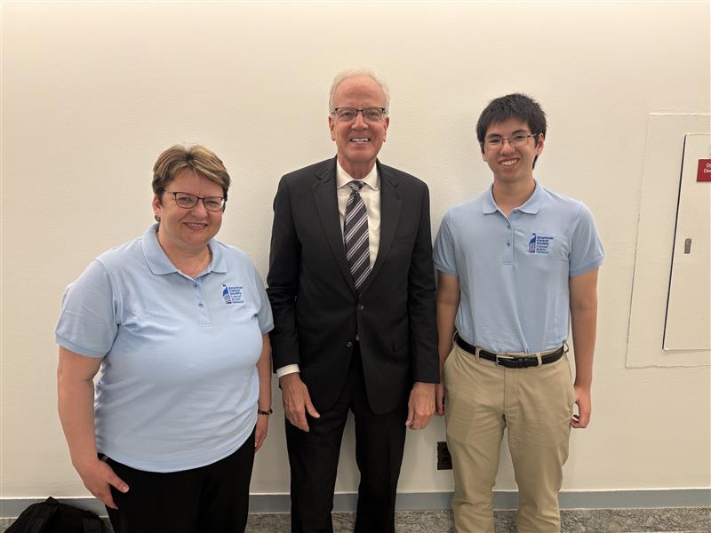 Thrilled to see a wave of ACS CAN volunteers on #CapitolHill today! Our cancer advocates attended the Senate Appropriations LHHS Subcommittee hearing to support the critical need for #CancerResearch funding for <a href="/NIH/">NIH</a>. This is key to ending cancer as we know it, for everyone. (1/2)