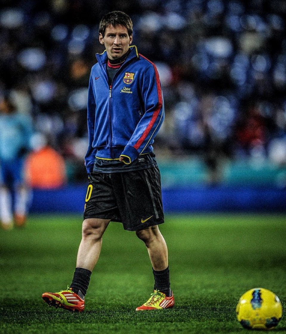 CrewsMat10's tweet image. If Florian Wirtz is worth €150m, how much would a 23 year old Messi be worth?